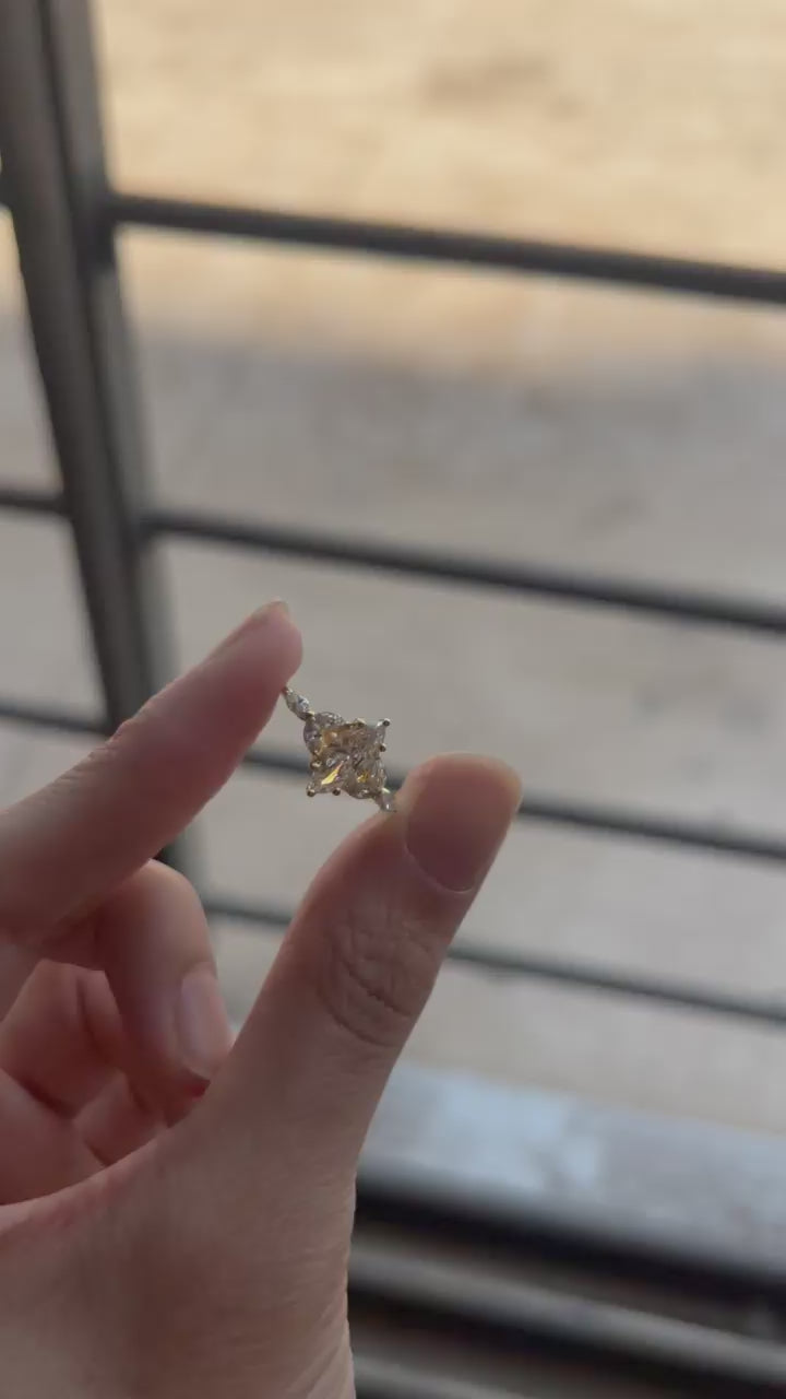 Eternelle Pavé Ring